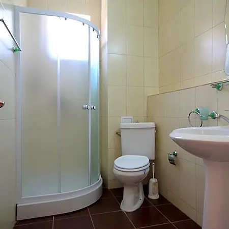 Dynes Hotel 3*